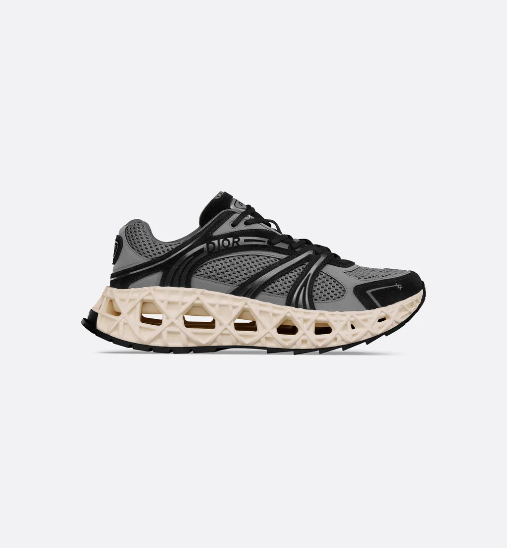 B35 Nxxt Sneaker