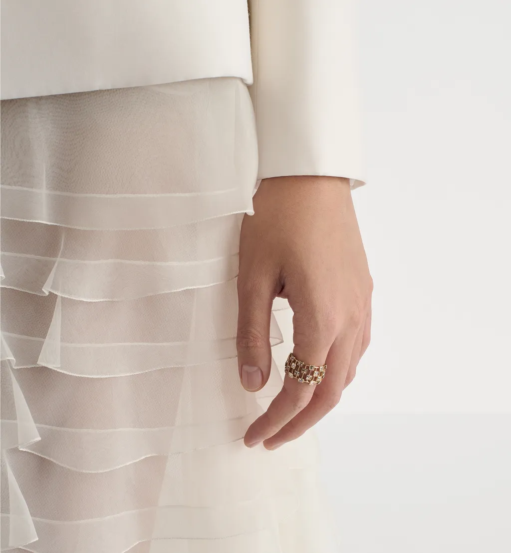 Mid-Length Ruffled Skirt