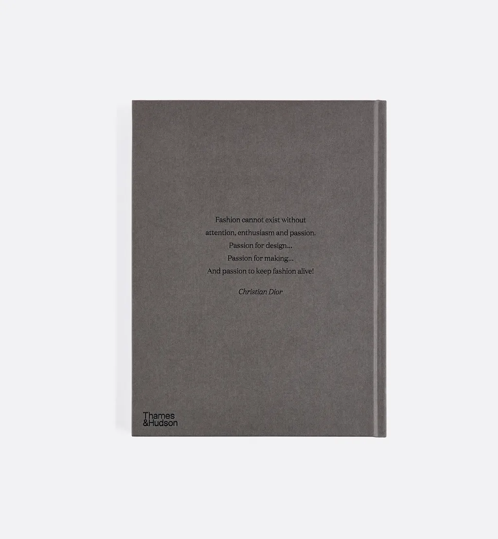Book: Dior New Looks