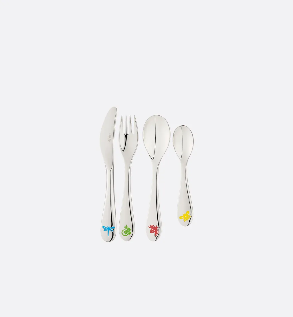 Set With Plate And Four Cutlery Items