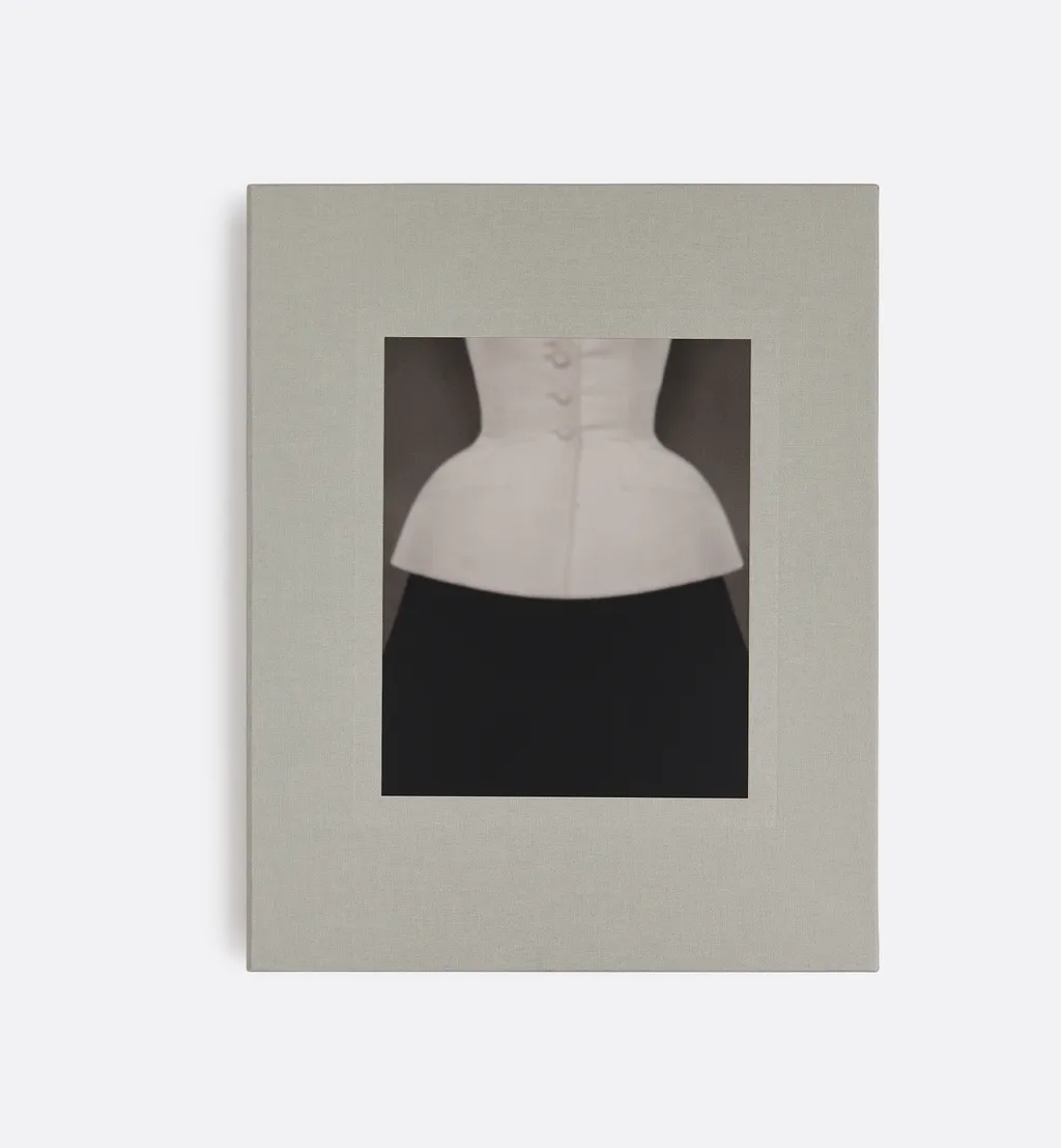 Book: Photographie, Christian Dior Par Brigitte Niedermair