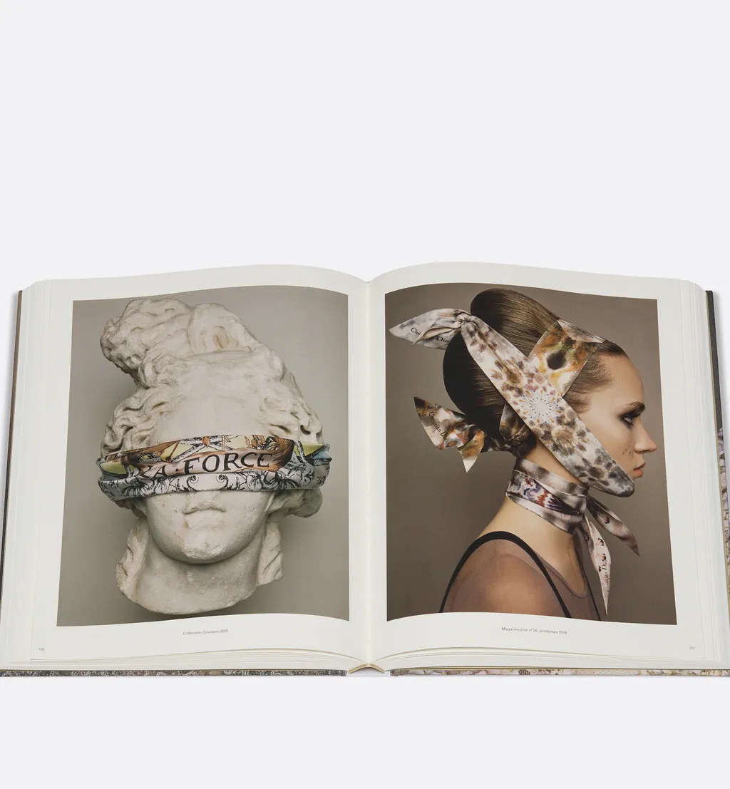 Book: Photographie, Christian Dior Par Brigitte Niedermair