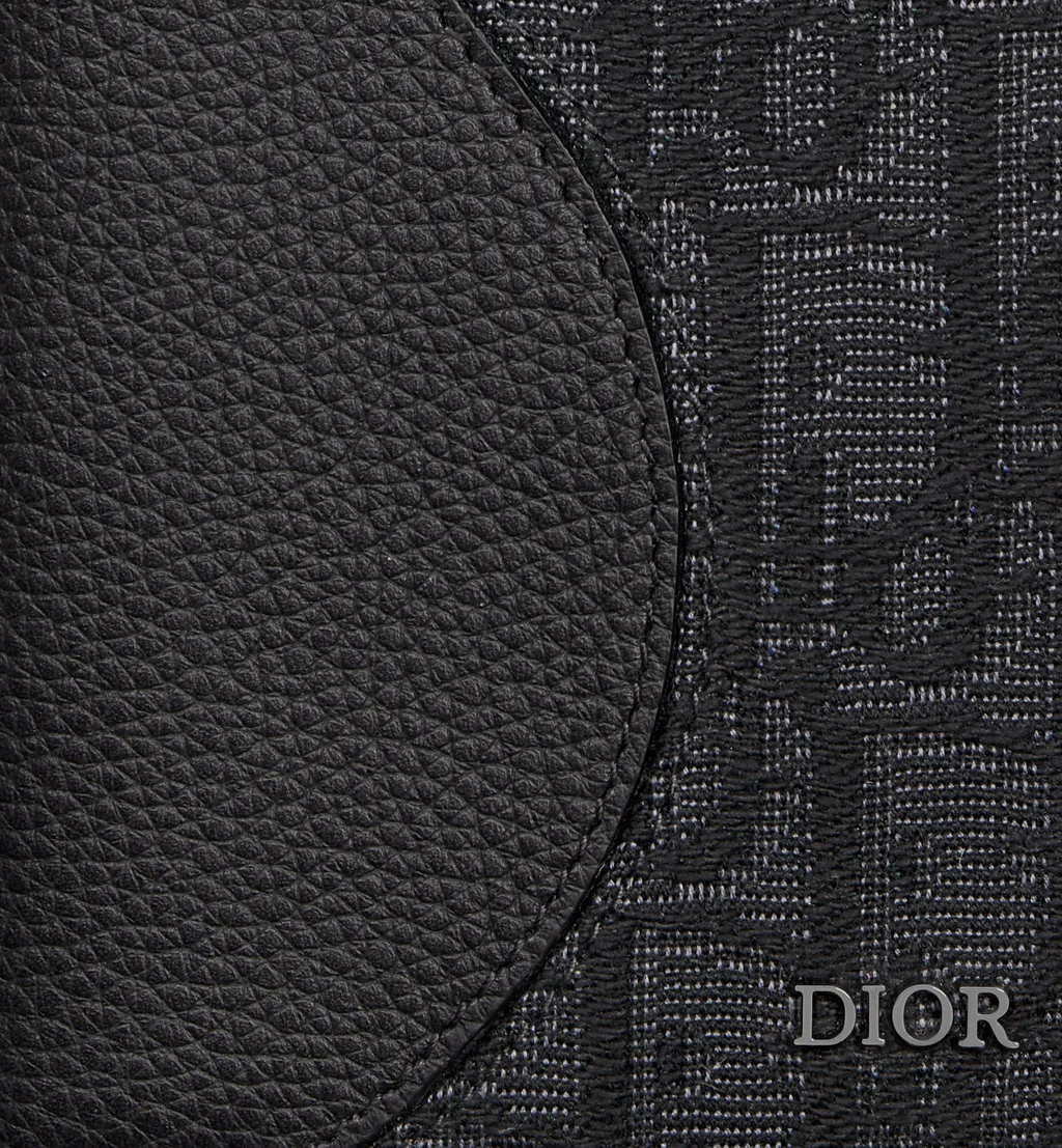 Saddle Long Vertical Wallet