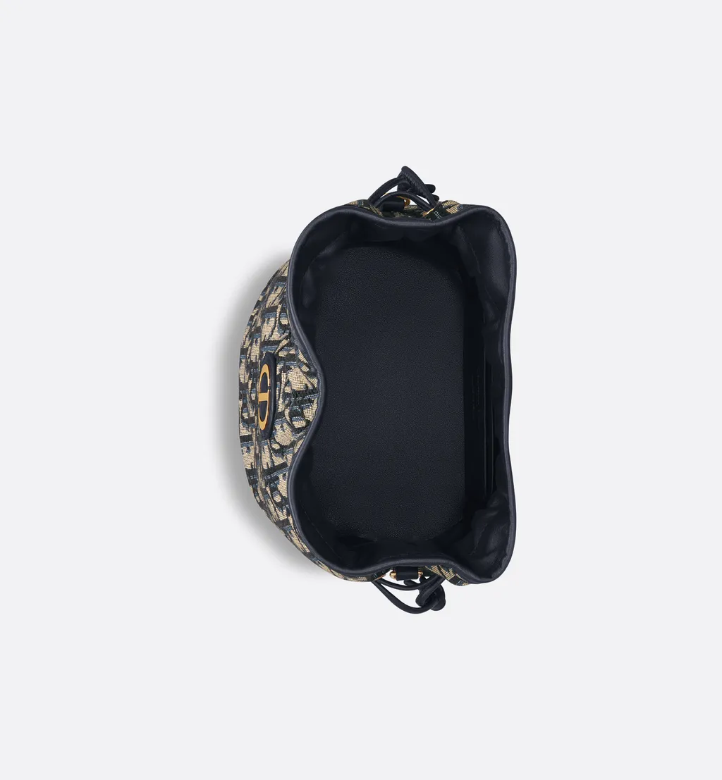 30 Montaigne Mini Bucket Bag With Drawstring