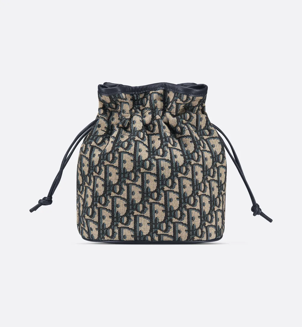 30 Montaigne Mini Bucket Bag With Drawstring