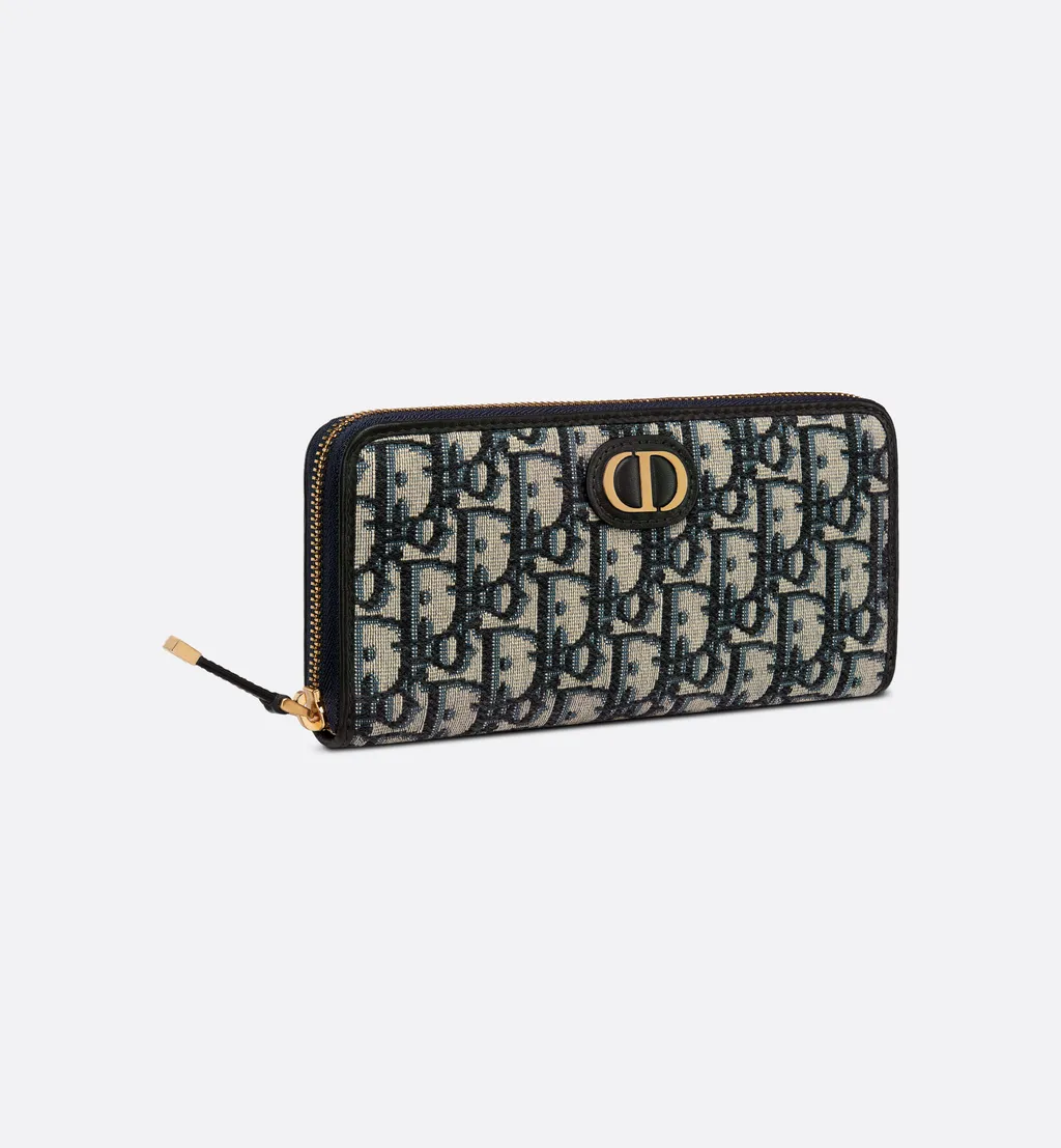 30 Montaigne Voyageur Long Wallet