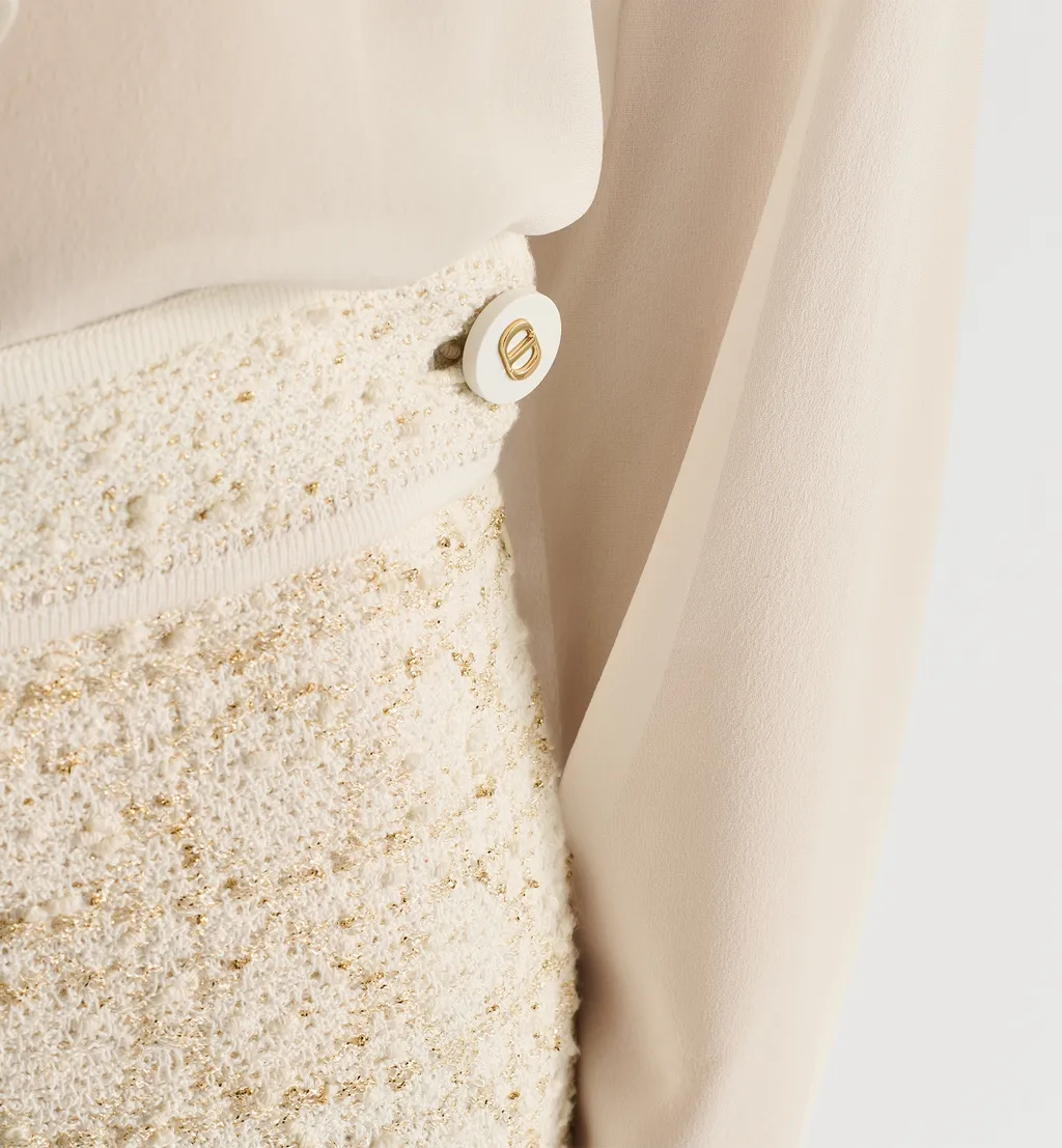 Mid-Length Macrocannage Straight Skirt