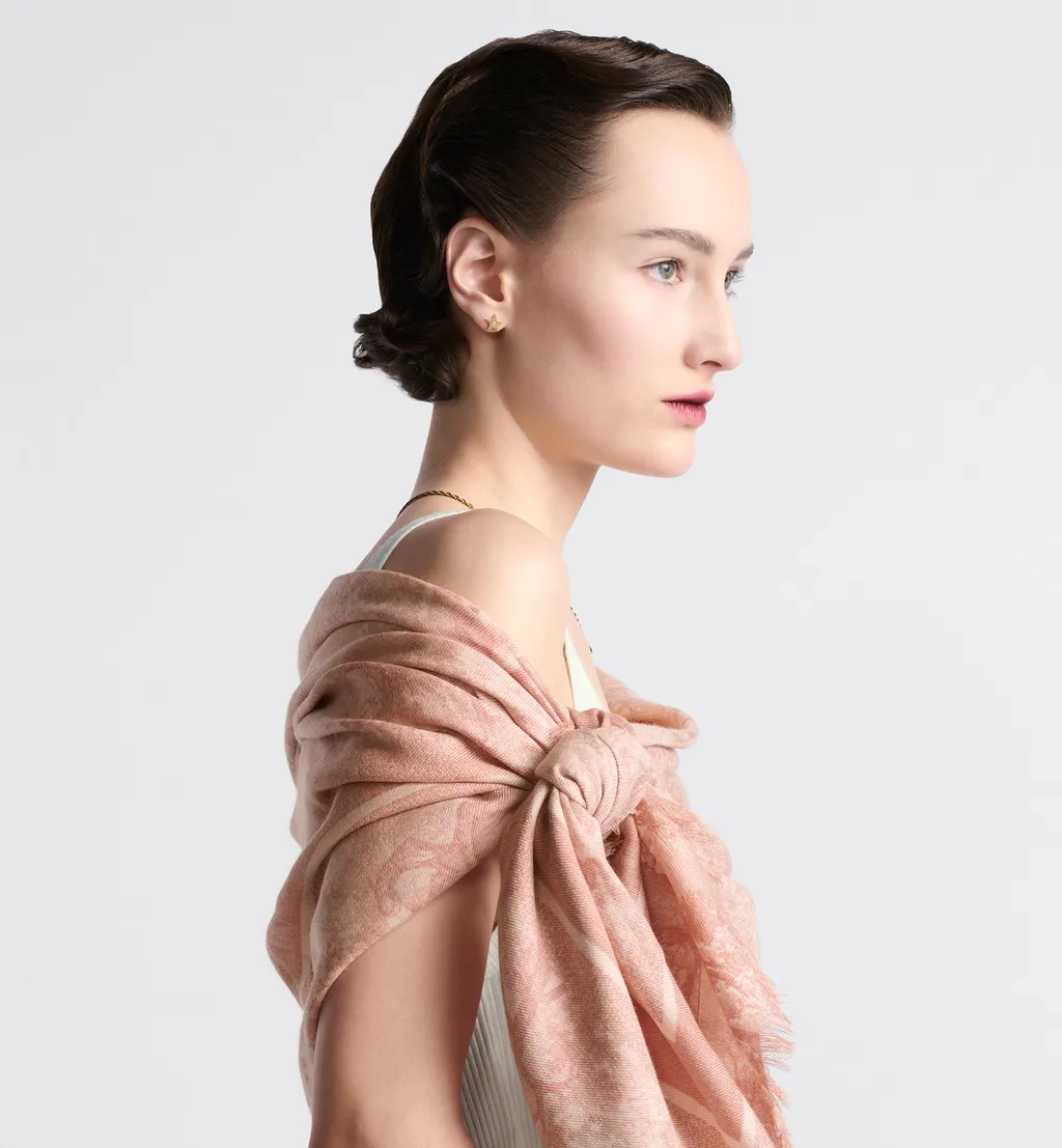 Toile De Jouy Sauvage Shawl