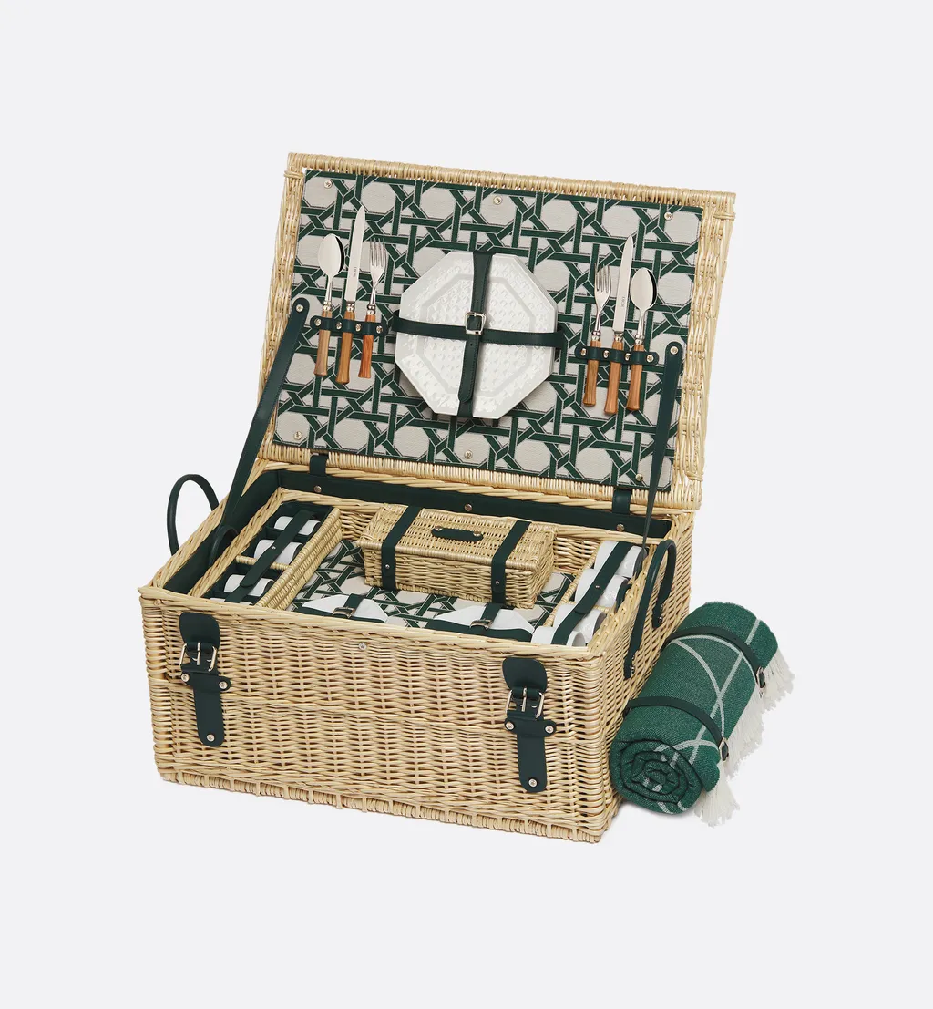 Miss Dior Picnic Basket For Four People