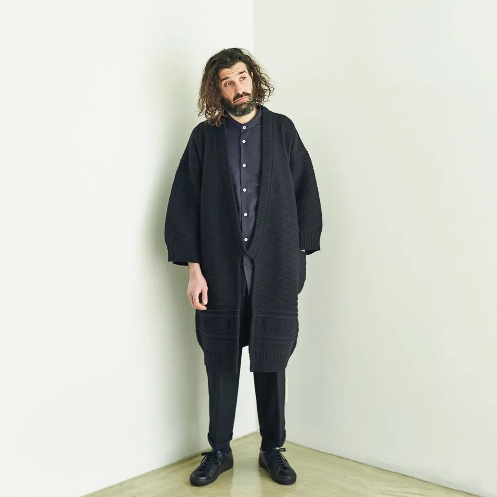 Sanpaku Coat