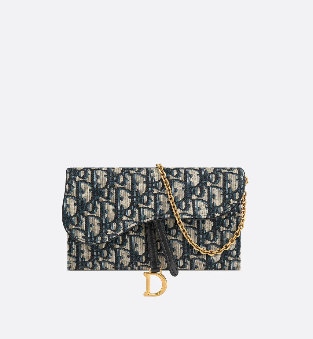 Small Saddle Pouch With Chain