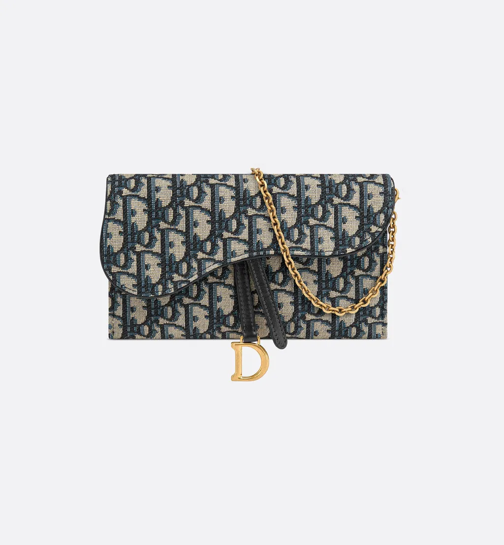 Small Saddle Pouch With Chain