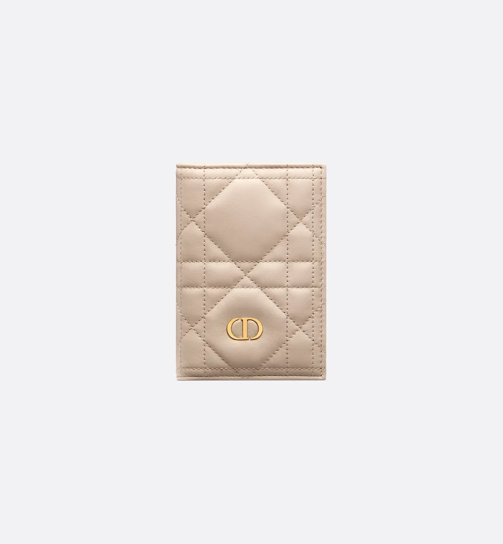 Miss Caro Passport Holder