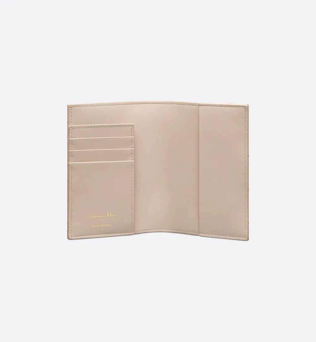 Miss Caro Passport Holder