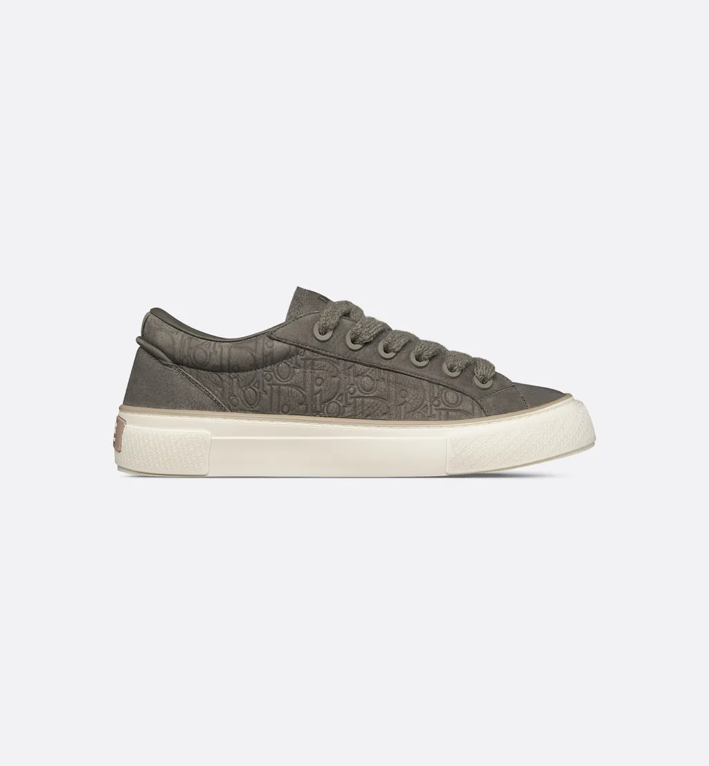B33 Spin Sneaker