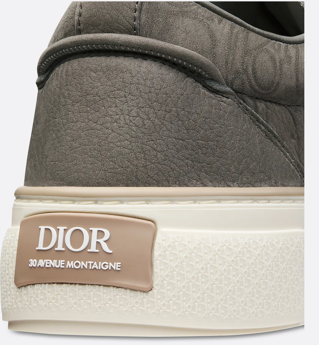 B33 Spin Sneaker