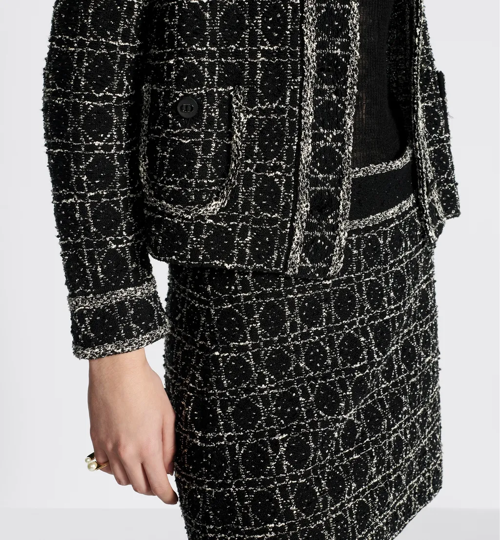 Macrocannage Jacket