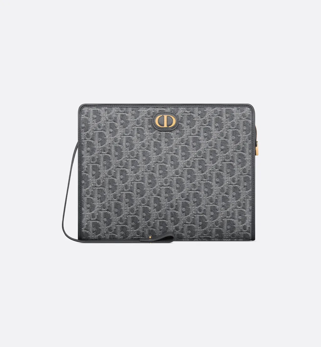 30 Montaigne Dea Pouch