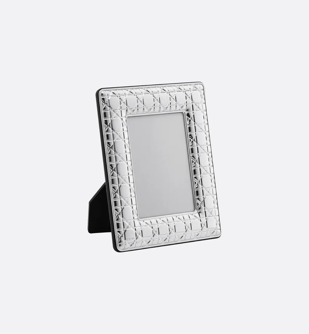 Small Frame