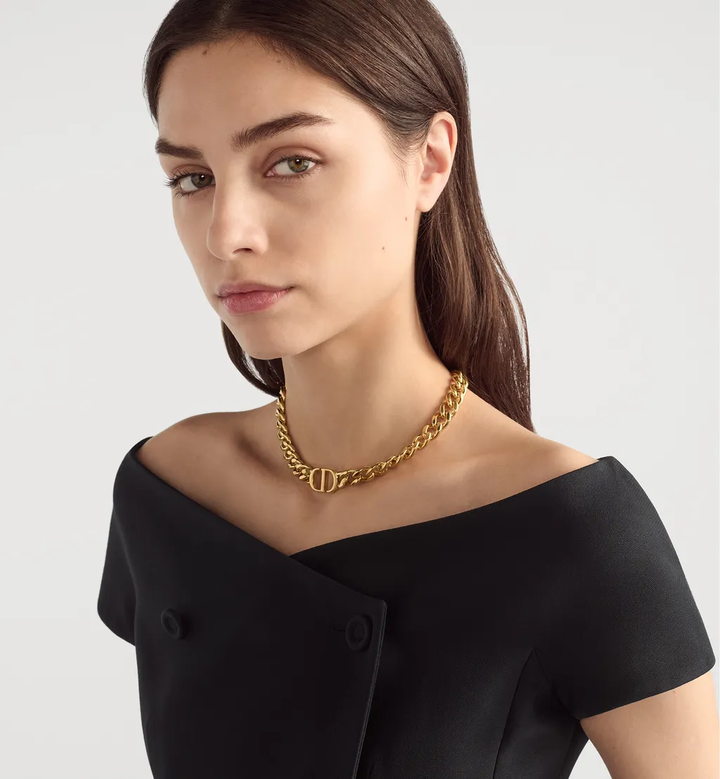 30 Montaigne Short Necklace