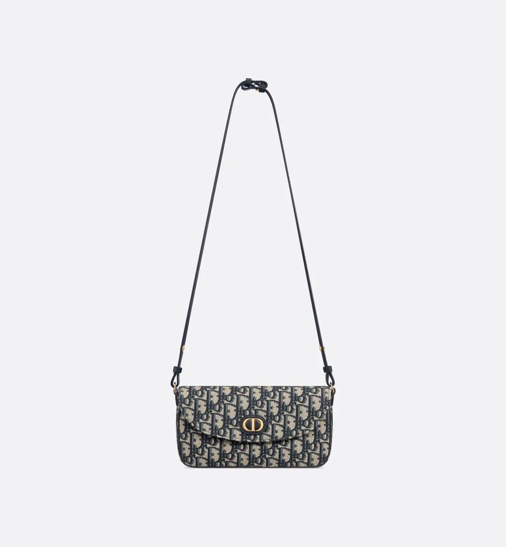 30 Montaigne D-Vine Pouch With Chain