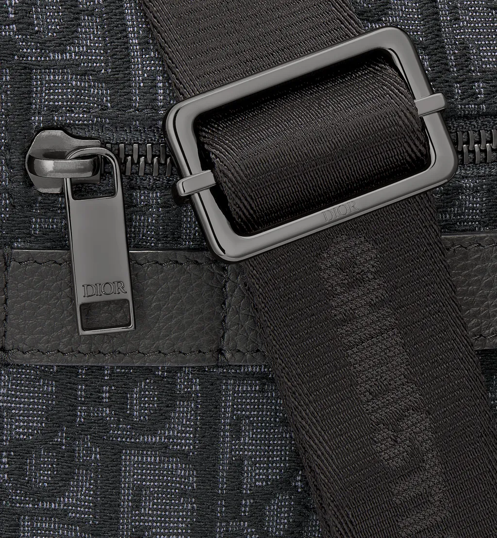 Safari Bag With Strap