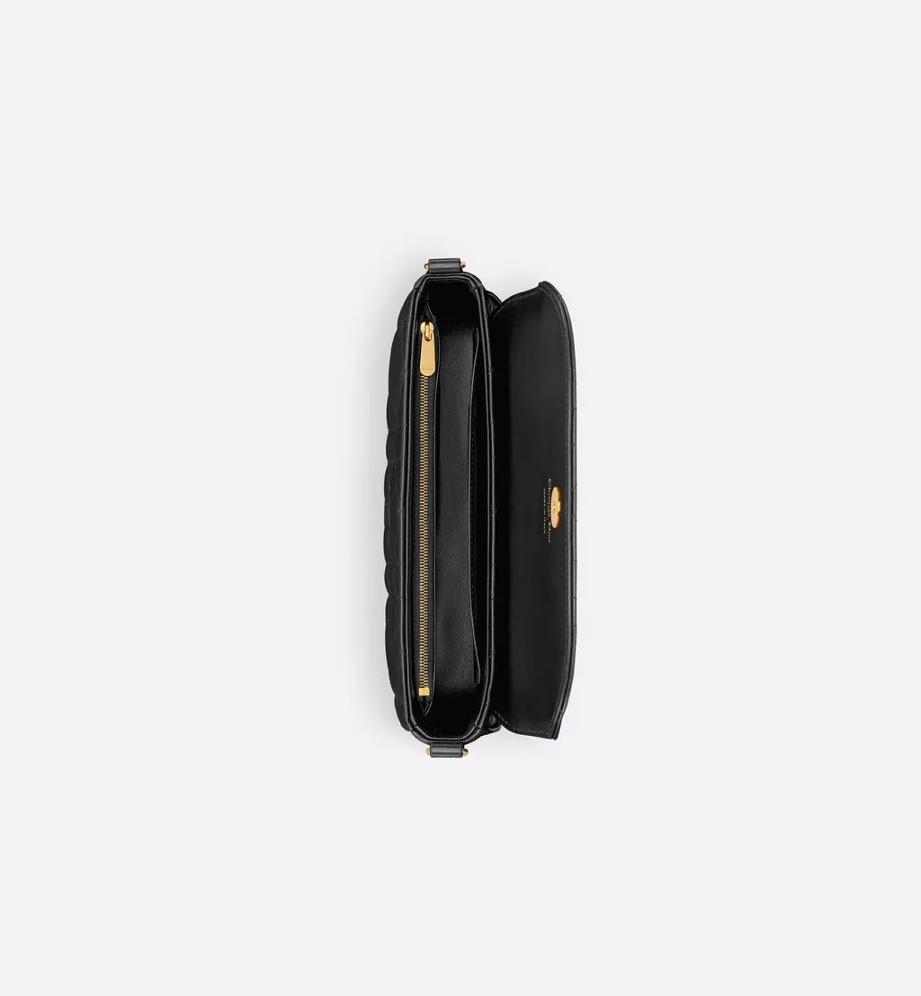 Miss Caro D-Vine Pouch With Chain