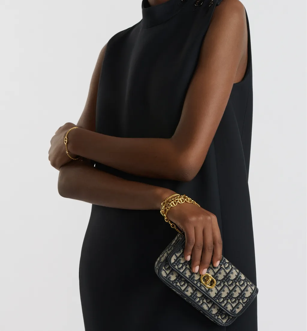 Small Miss Caro Pouch With Chain