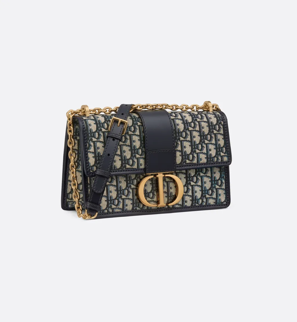 30 Montaigne Chain Bag
