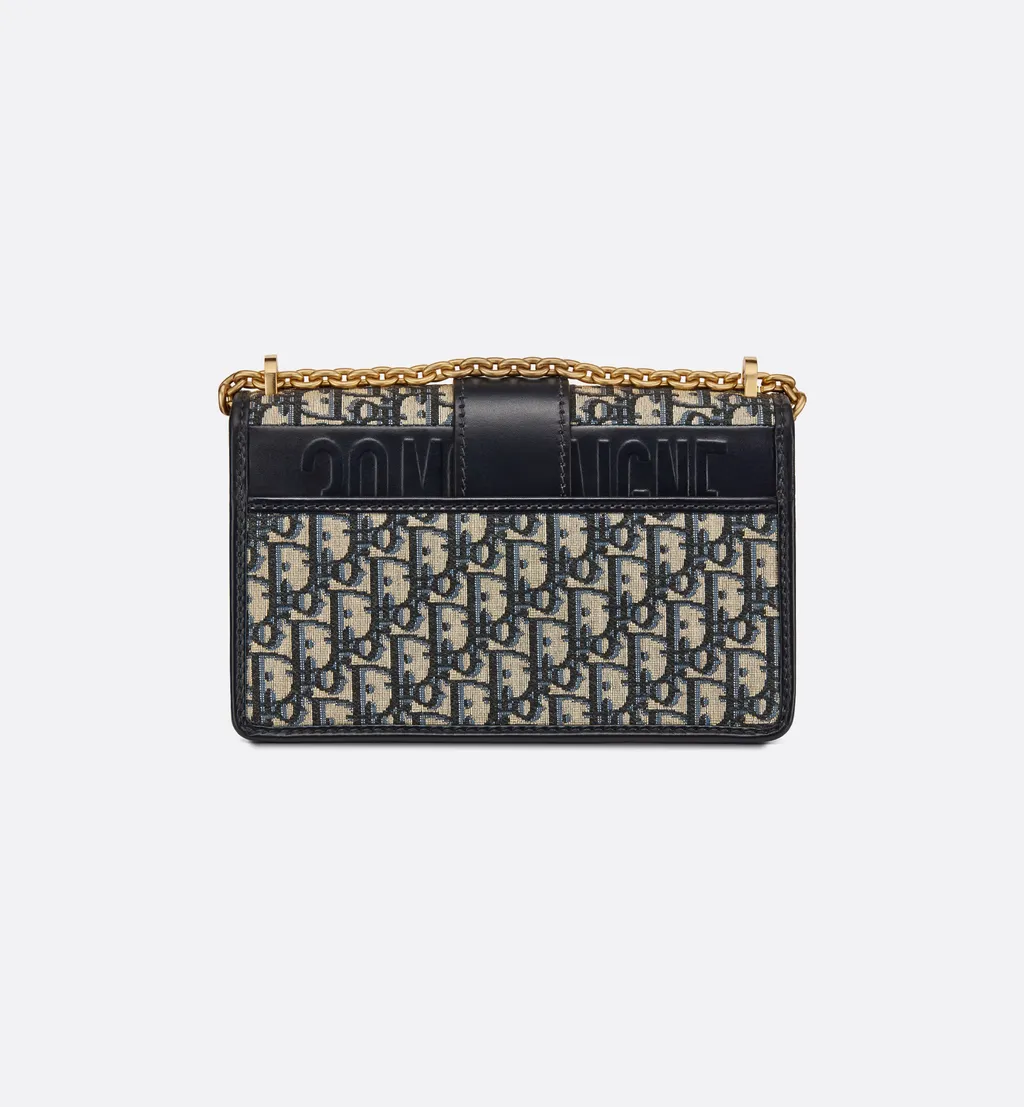 30 Montaigne Chain Bag