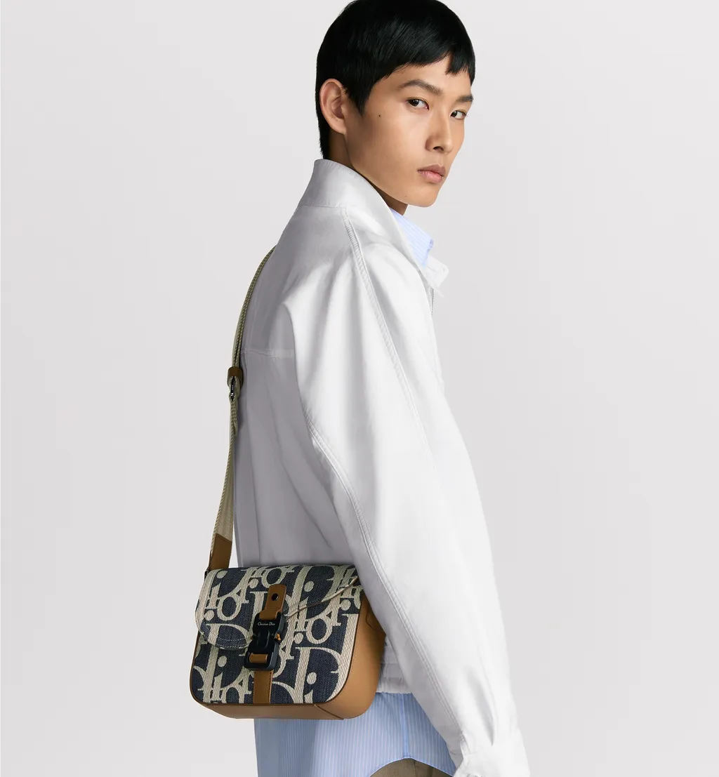 Saddle Messenger Bag
