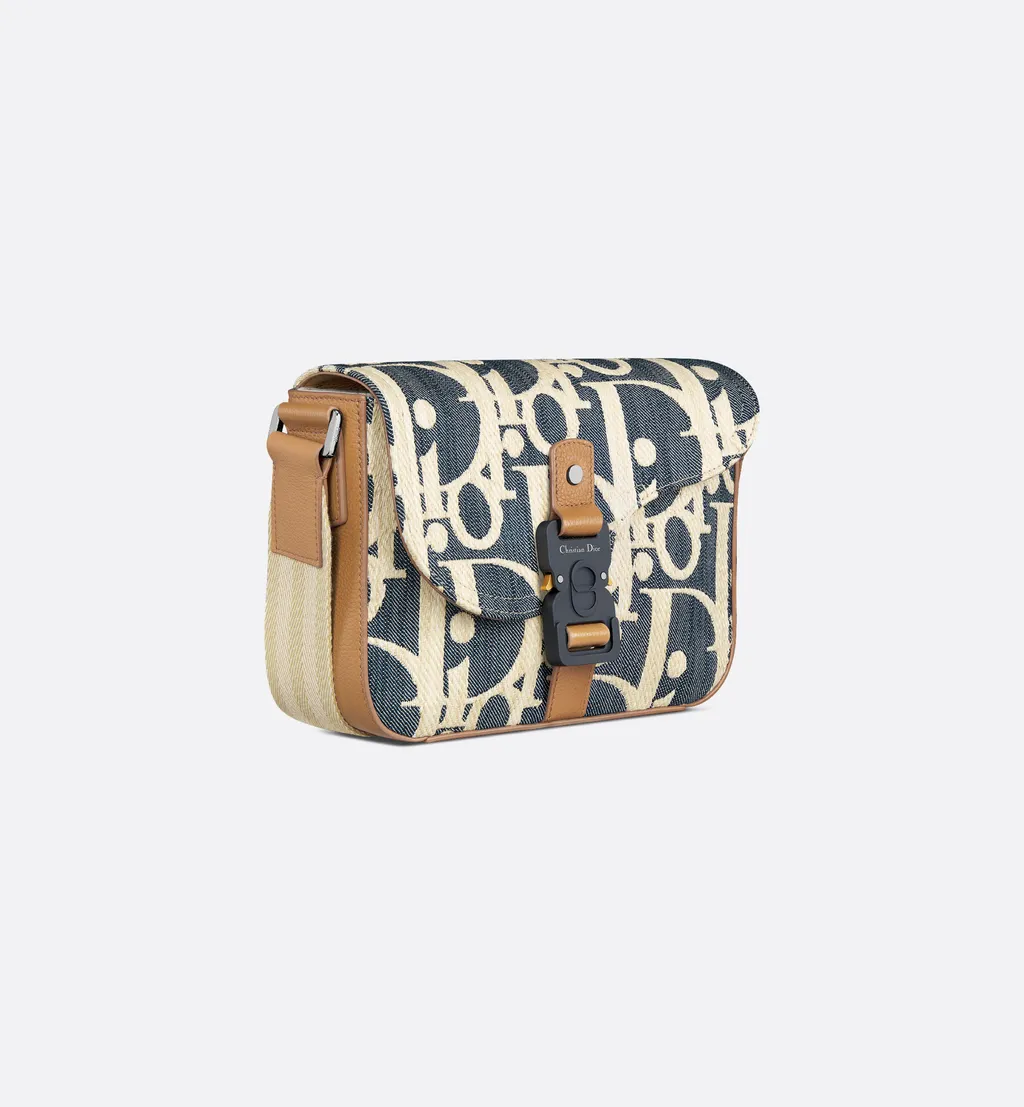 Saddle Messenger Bag