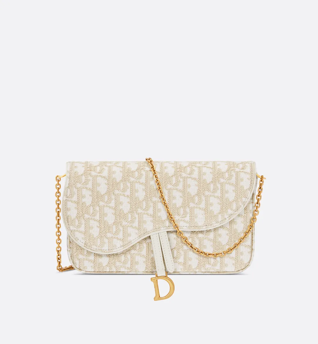 Medium Saddle Pouch With Chain