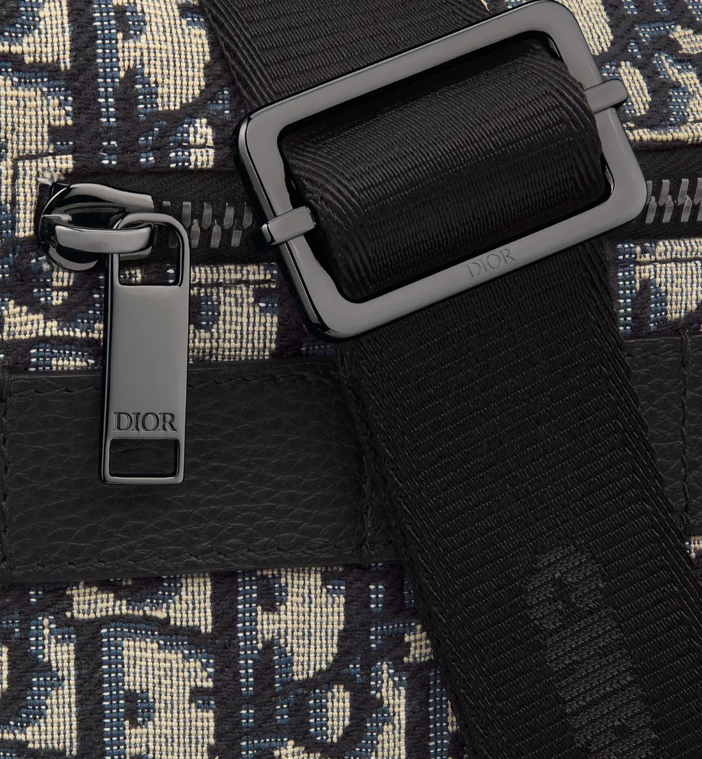 Maxi Safari Bag With Strap