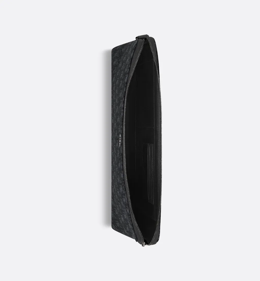 A4 Zipped Pouch