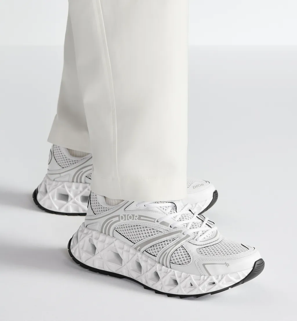 B35 Nxxt Sneaker