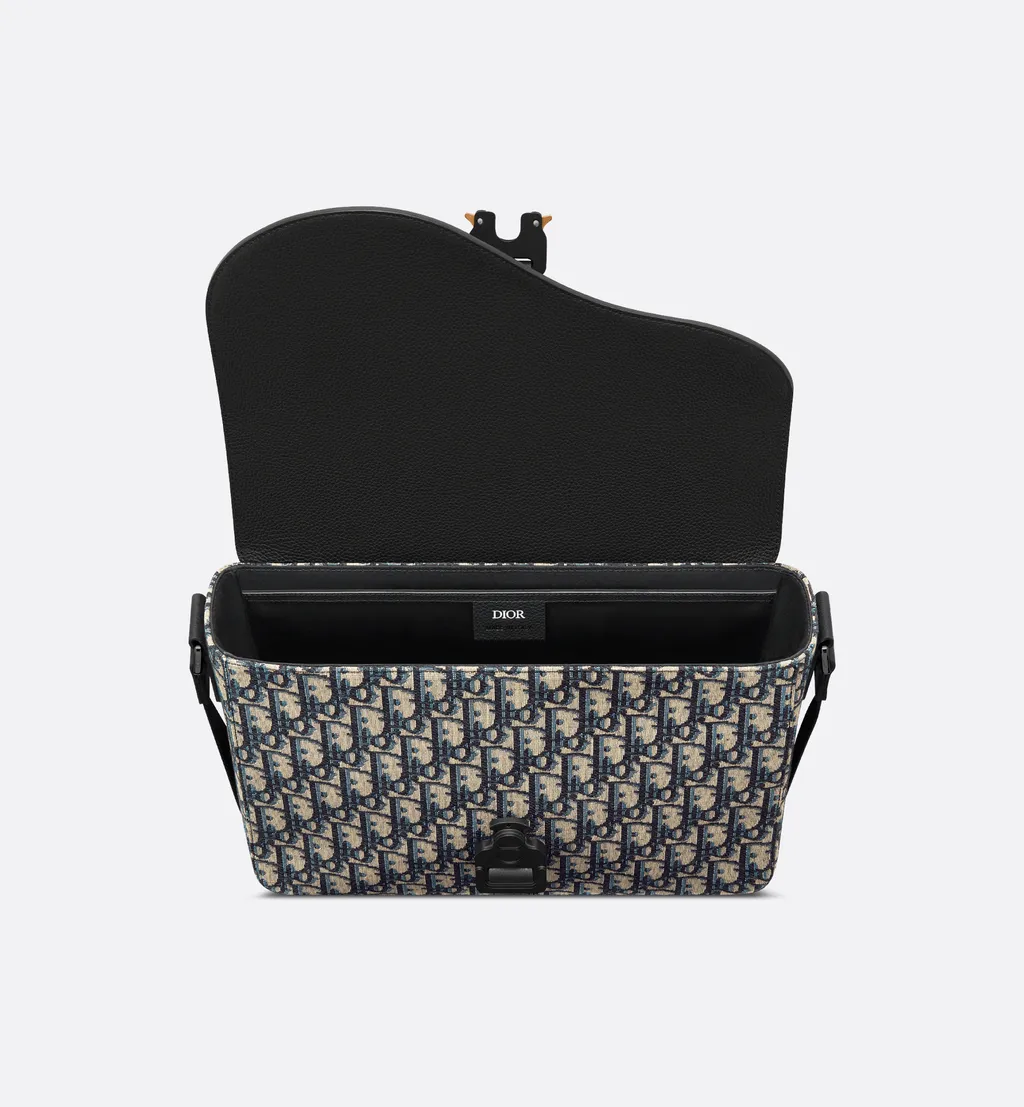 Medium Saddle Messenger Bag With Flap