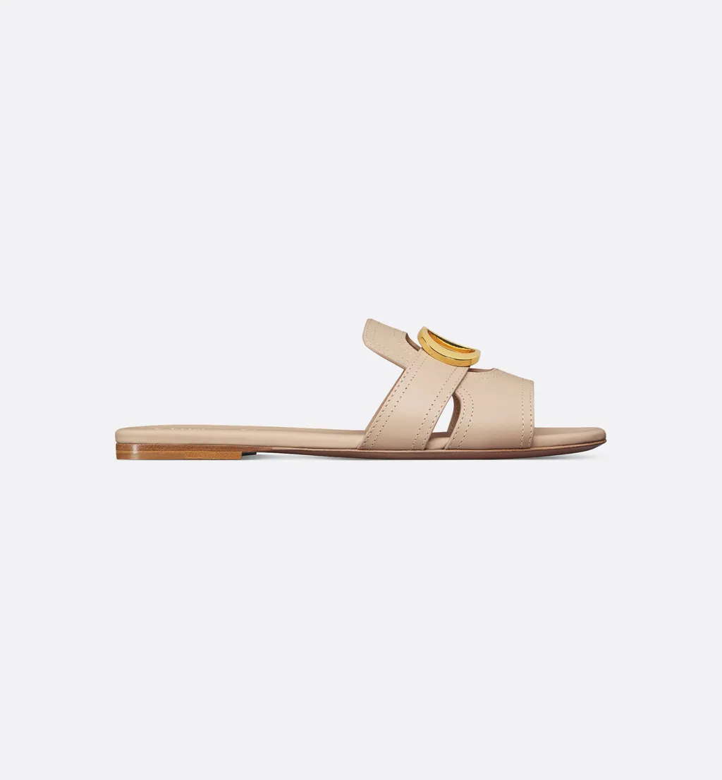30 Montaigne Slide