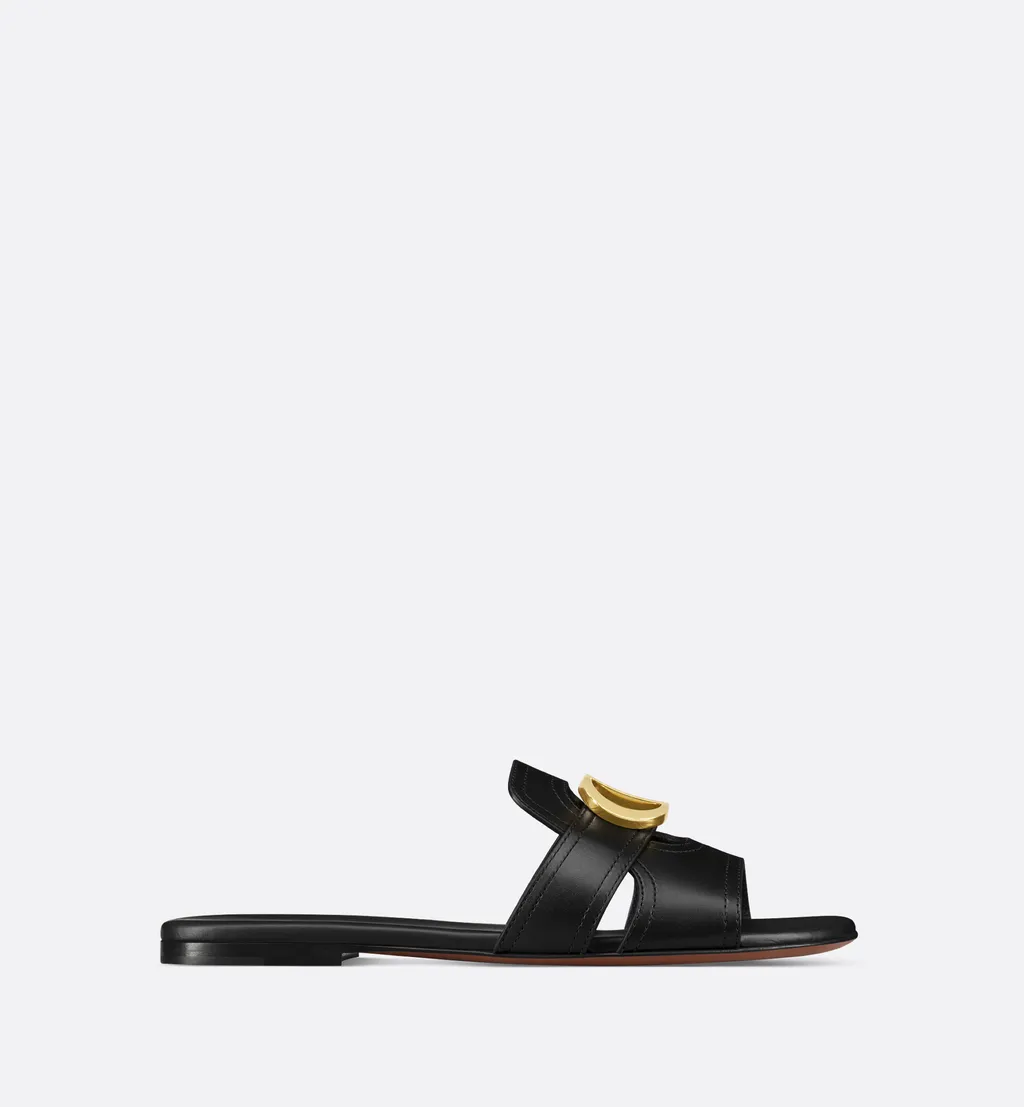 30 Montaigne Slide