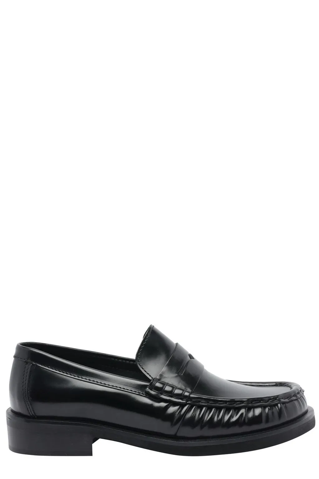 Poeve Leona Round Toe Flat Shoes