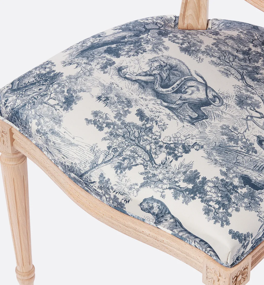Medallion Chair
