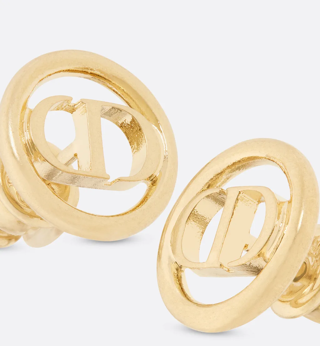30 Montaigne Stud Earrings