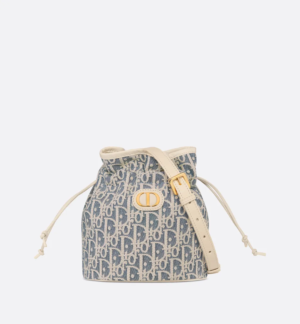 30 Montaigne Mini Bucket Bag With Drawstring