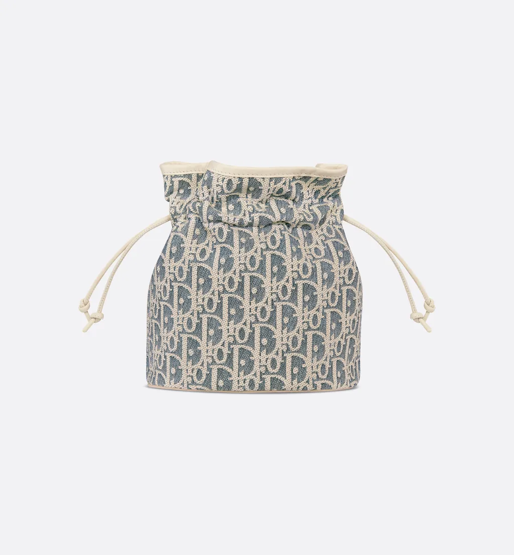 30 Montaigne Mini Bucket Bag With Drawstring