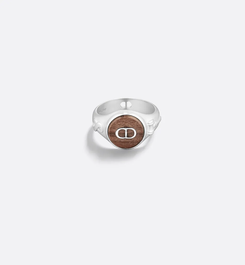 Knock On Wood Signet Ring