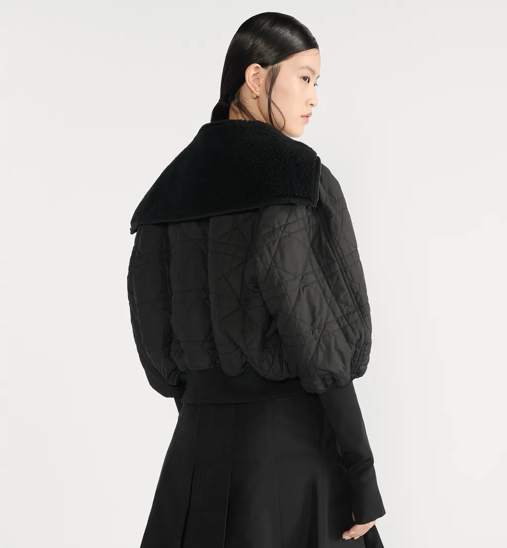 Macrocannage Jacket
