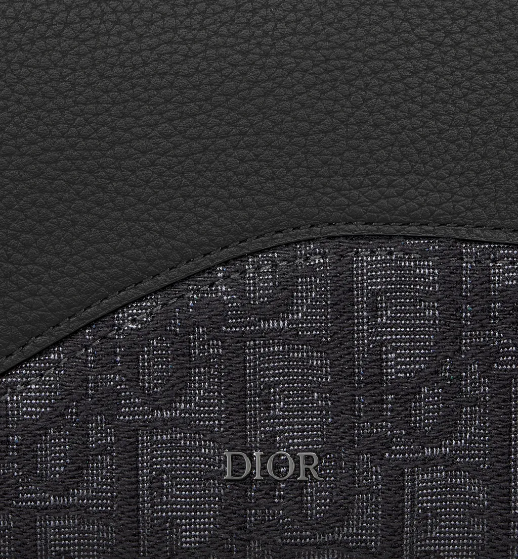 Saddle Long Zipped Wallet