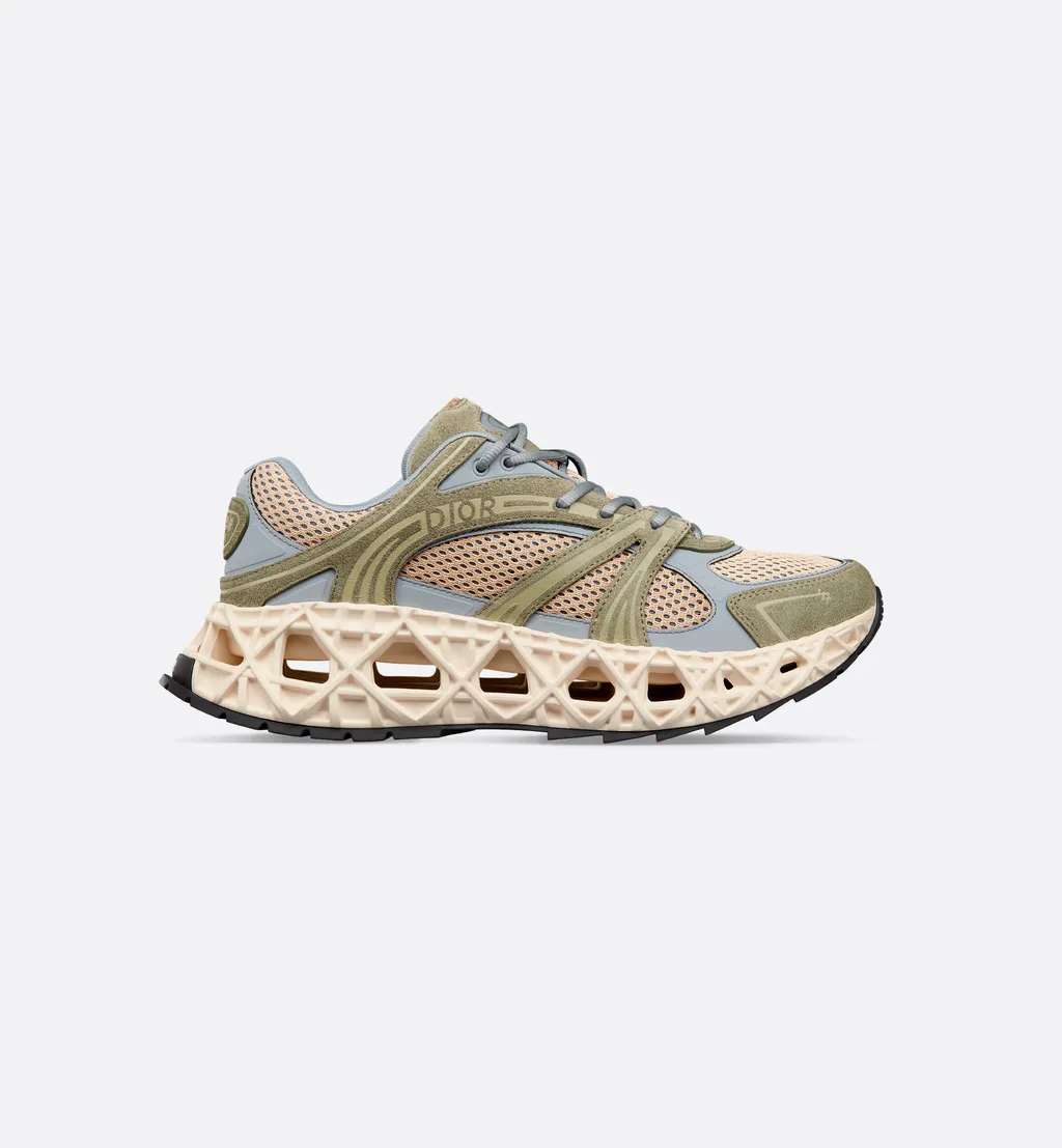 B35 Nxxt Sneaker