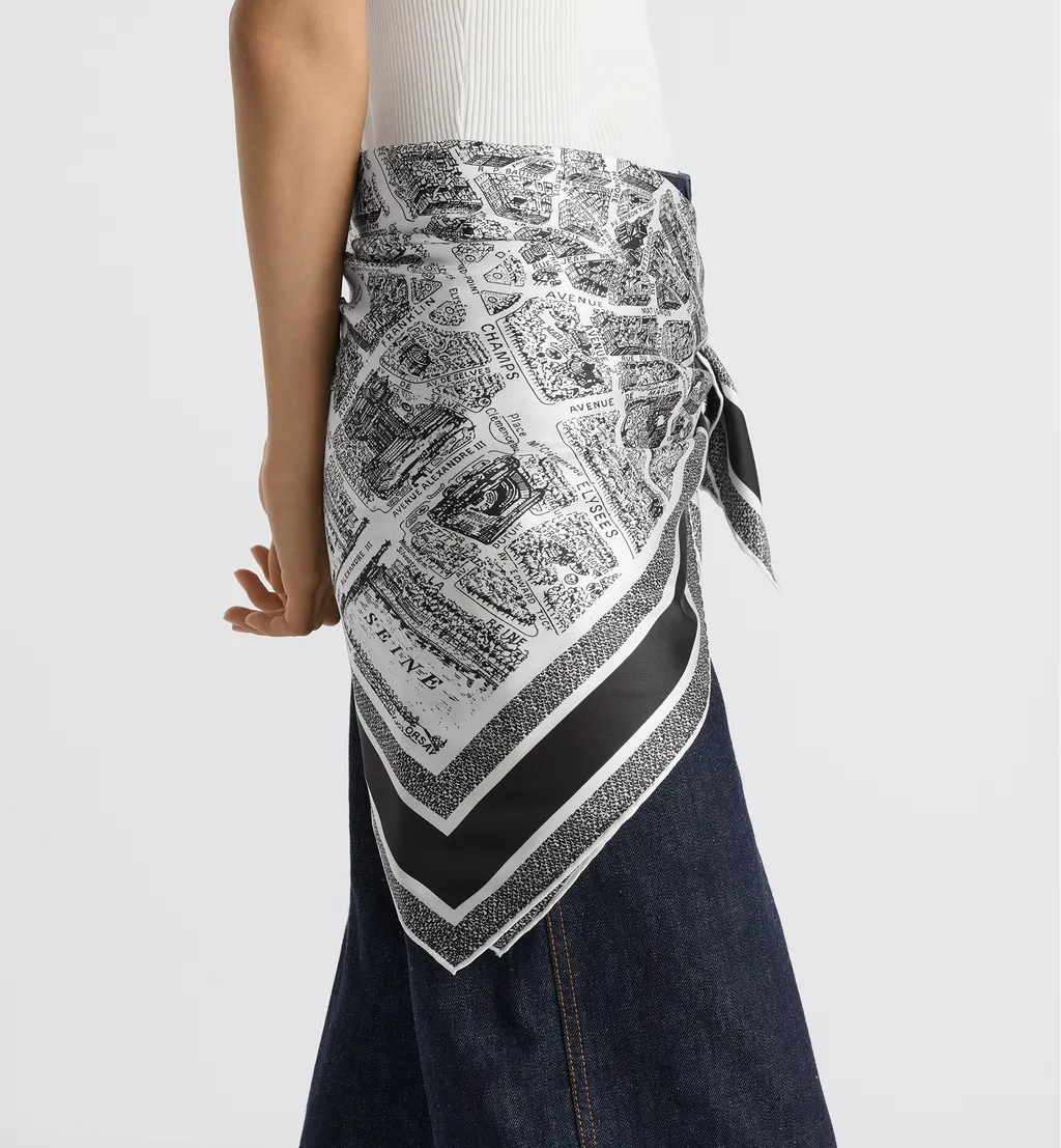 Plan De Paris 90 Square Scarf