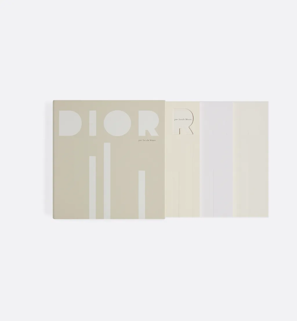 Book: Dior Par Sarah Moon